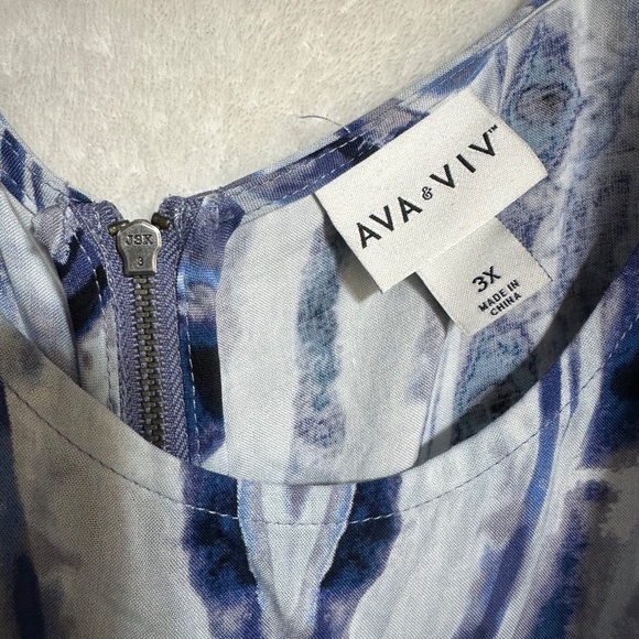 Ava & Viv Women's Dress 3X Blue & White Sleeveless w/Chevron Pattern Zipper Back - Picture 3 of 6